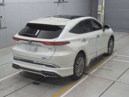 2022 Toyota Harrier Hybrid