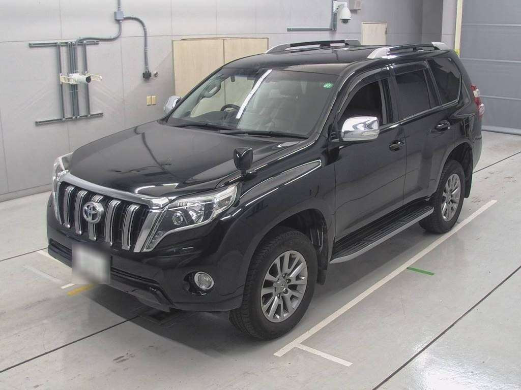 2017 Toyota Land Cruiser Prado GDJ150W[0]