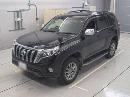 2017 Toyota Land Cruiser Prado