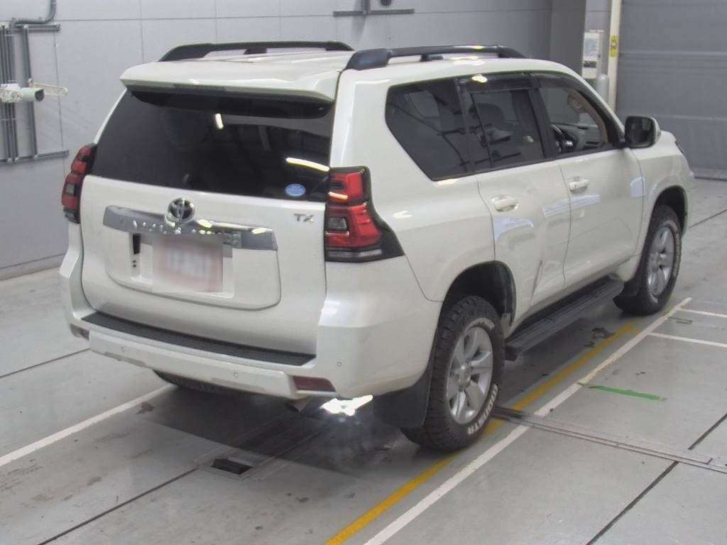 2019 Toyota Land Cruiser Prado TRJ150W[1]