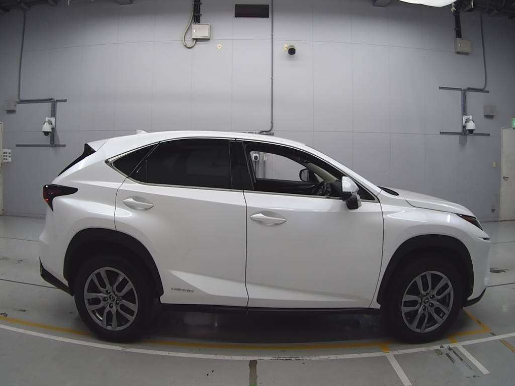 2018 Lexus NX AYZ10[2]