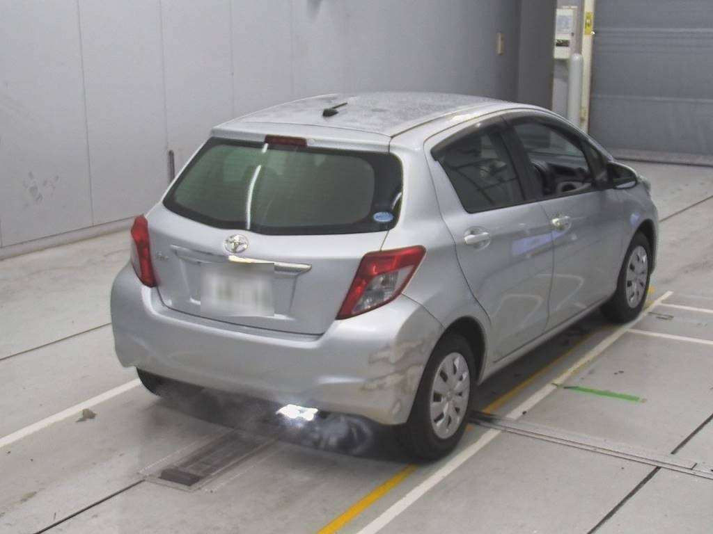 2012 Toyota Vitz KSP130[1]