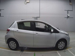 2012 Toyota Vitz