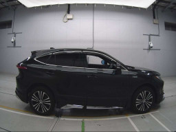 2023 Toyota Harrier PHEV