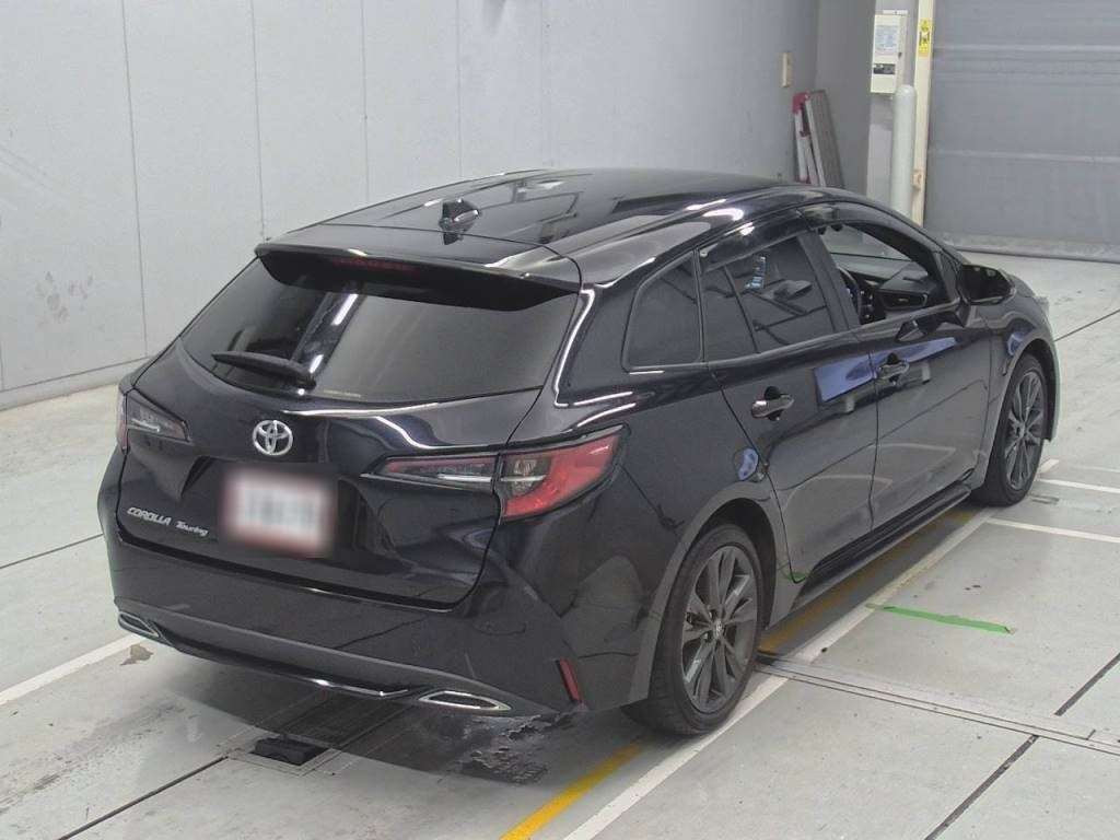 2019 Toyota Corolla Touring Wagon ZRE212W[1]