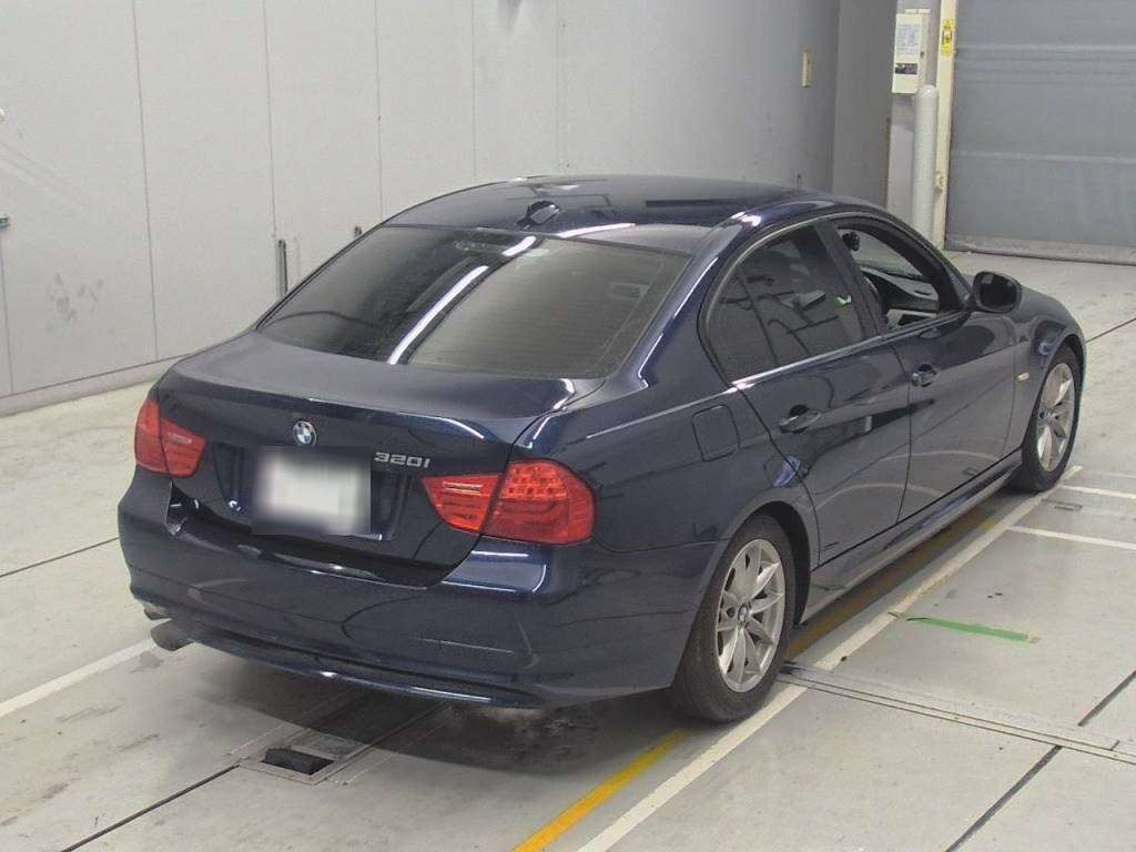 2011 BMW 3 Series PG20[1]