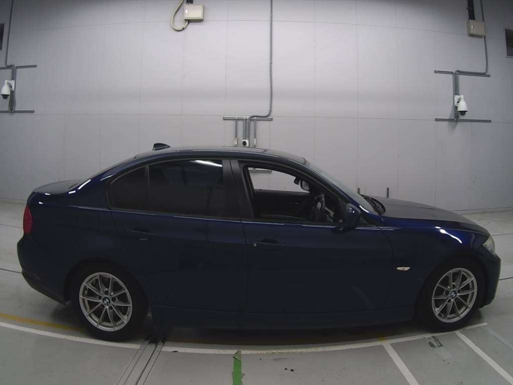 2011 BMW 3 Series PG20[2]