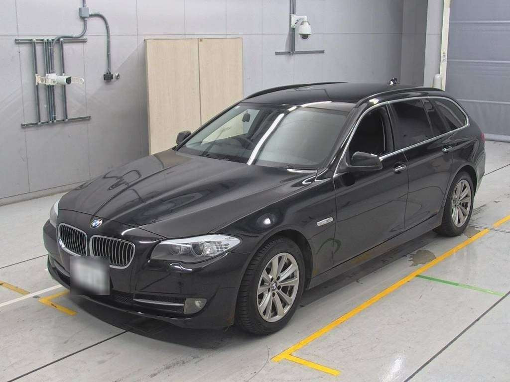 2011 BMW 5 Series MT25[0]