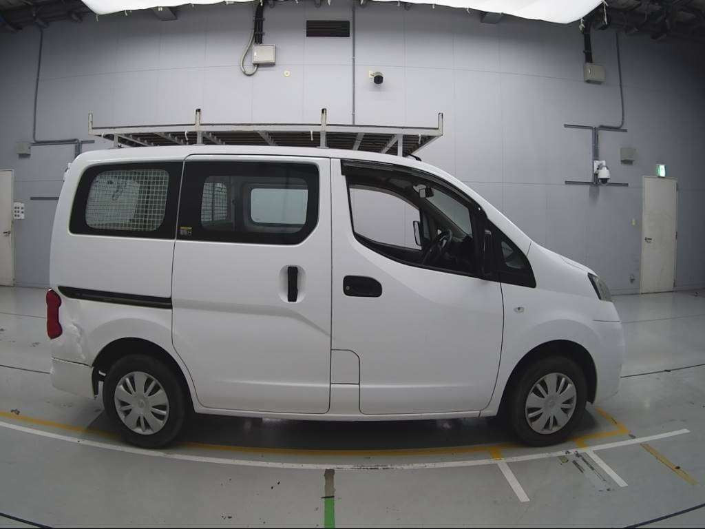 2017 Nissan NV200 Vanette VM20[2]