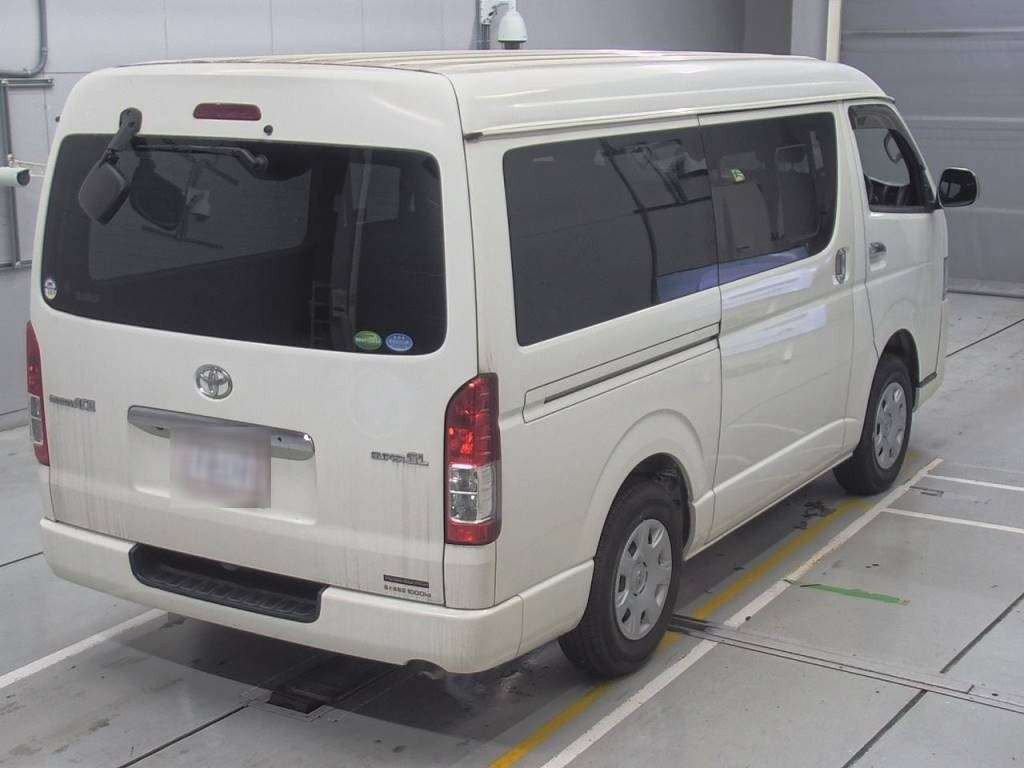 2017 Toyota Regiusace Van TRH216K[1]