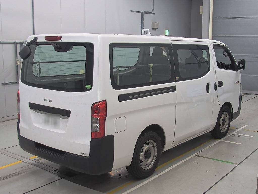 2017 Isuzu Como JVW2E26[1]