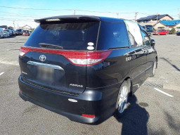 2010 Toyota Estima