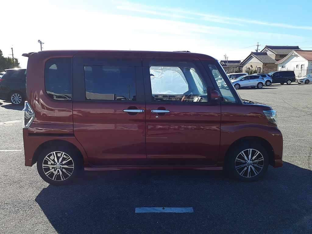 2019 Daihatsu Tanto LA600S[2]