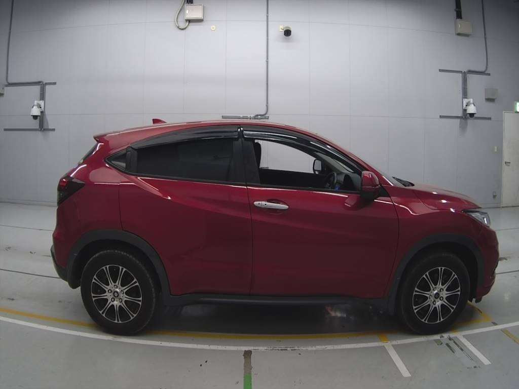 2018 Honda VEZEL RU3[2]