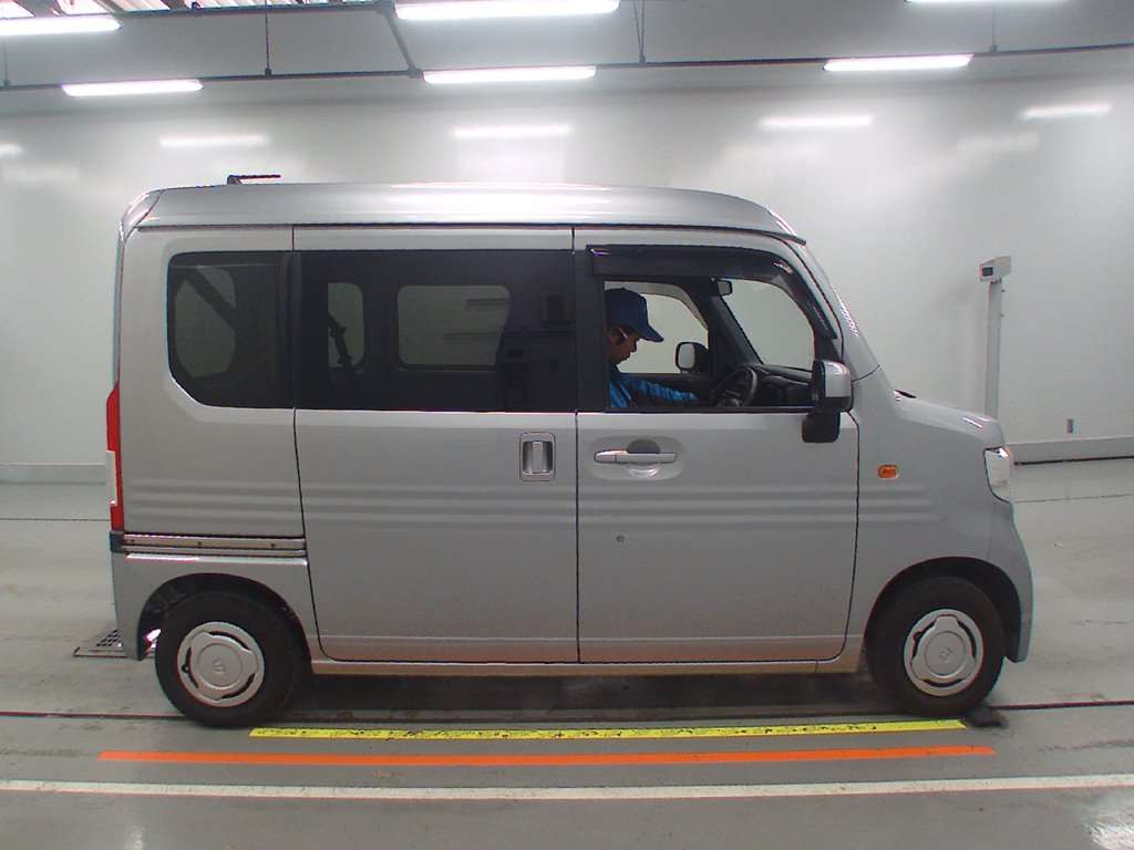 2020 Honda N-VAN JJ1[2]