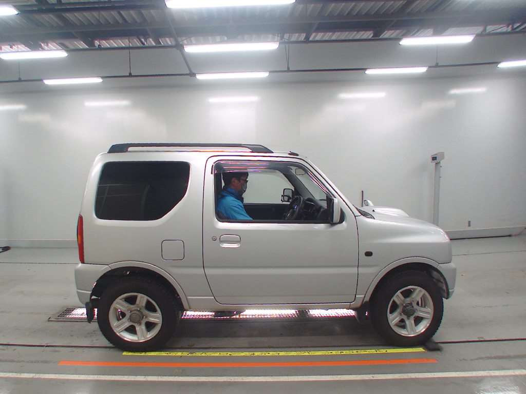 2005 Suzuki Jimny JB23W[2]