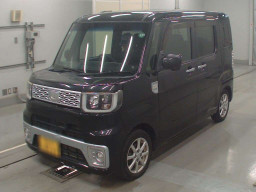 2015 Daihatsu Wake