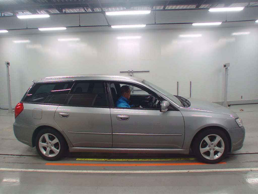 2005 Subaru Legacy Touring Wagon BP5[2]