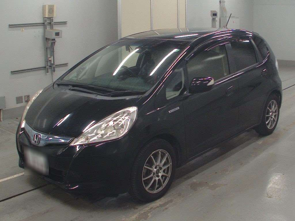 2013 Honda Fit Hybrid GP1[0]