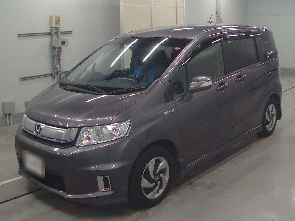 2016 Honda Freed spike hybrid GP3[0]