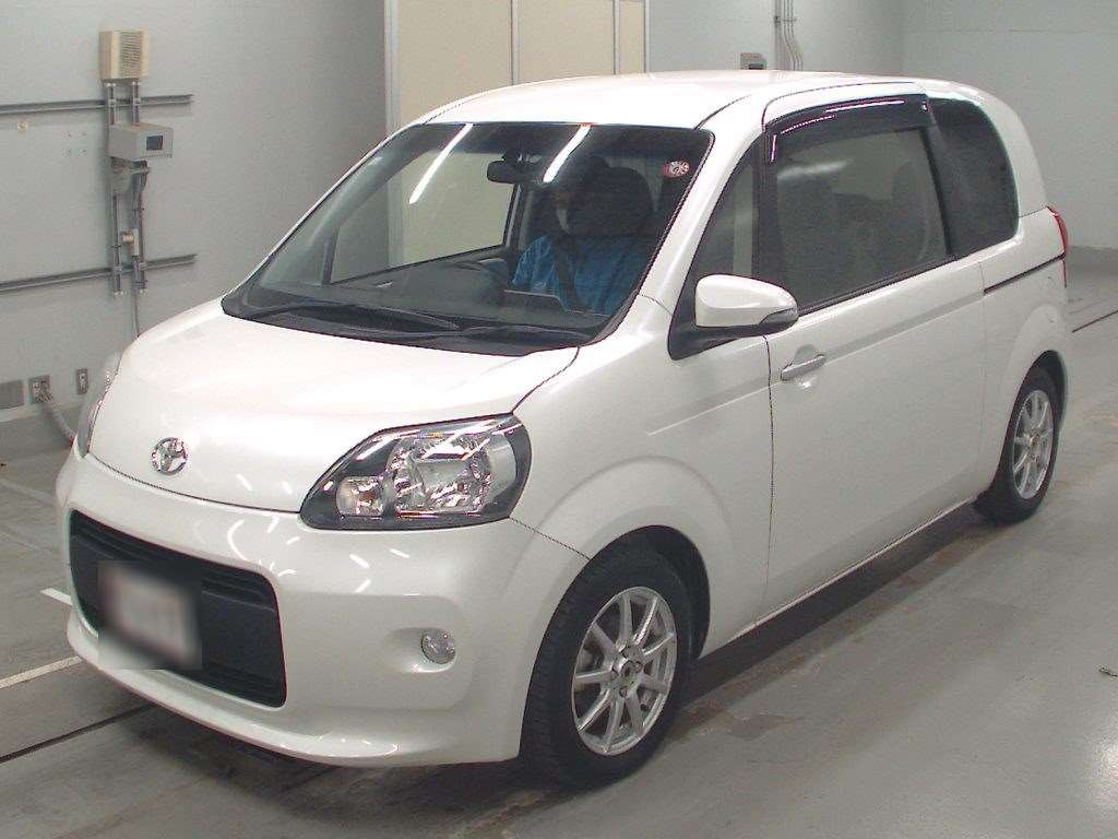 2012 Toyota Porte NCP141[0]