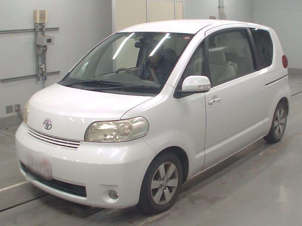 2010 Toyota Porte NNP11[0]