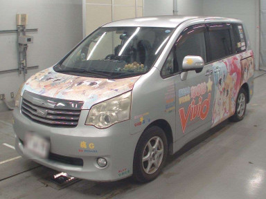 2011 Toyota Noah