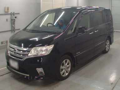 2013 Nissan Serena