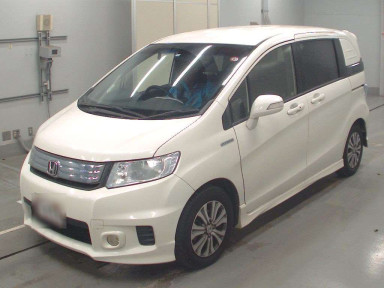 2012 Honda Freed spike hybrid