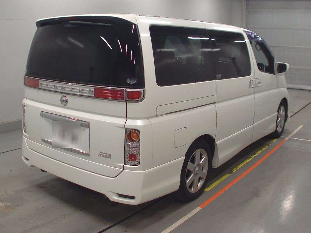 2009 Nissan Elgrand ME51[1]