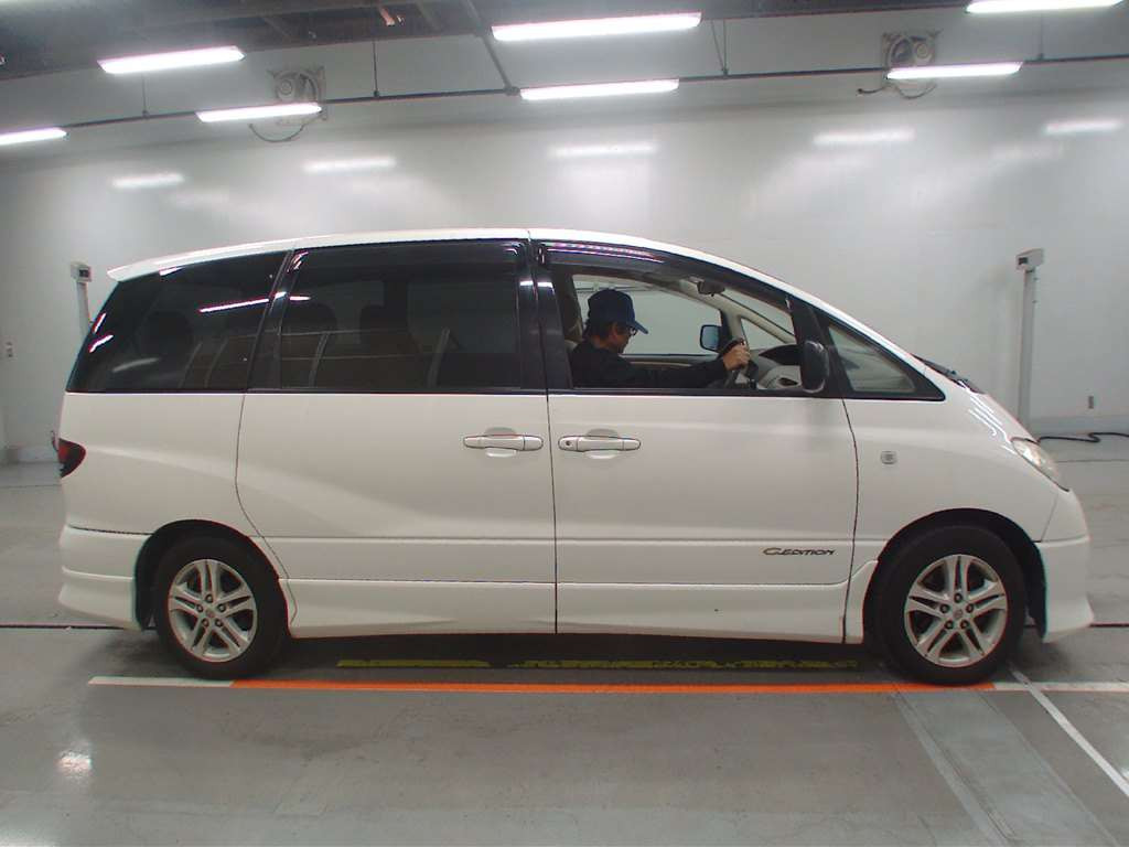 2004 Toyota Estima T MCR30W[2]