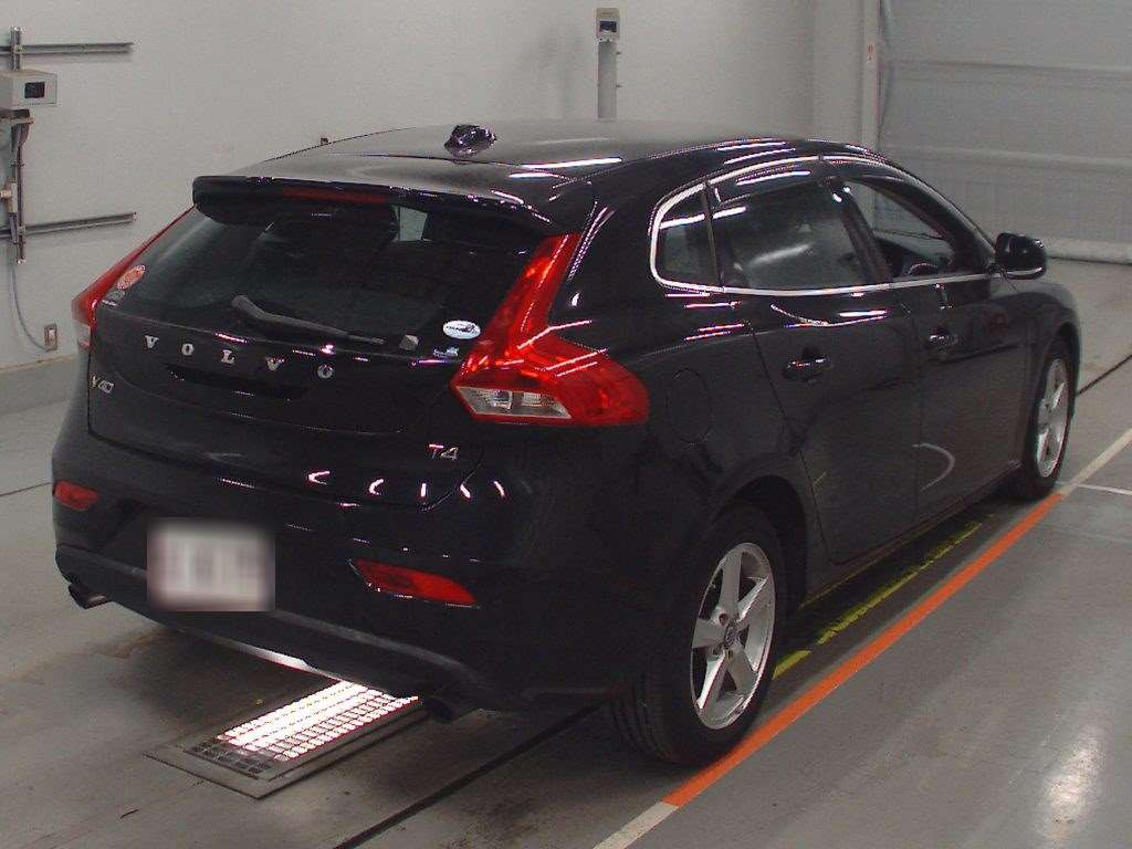 2015 Volvo V40 MB4164T[1]