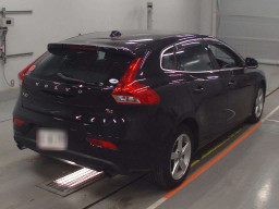 2015 Volvo V40