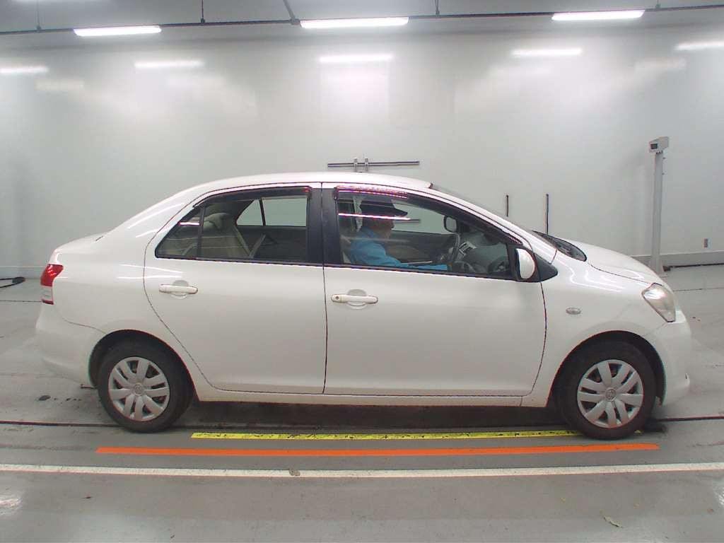 2007 Toyota Belta SCP92[2]