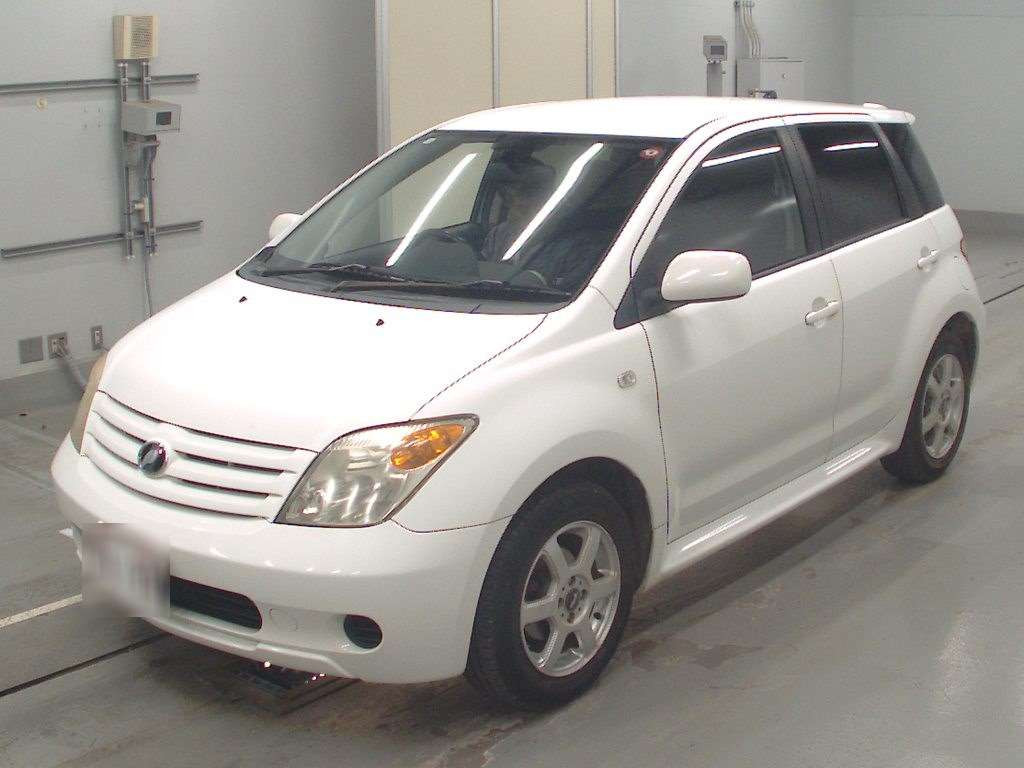 2006 Toyota IST NCP60[0]