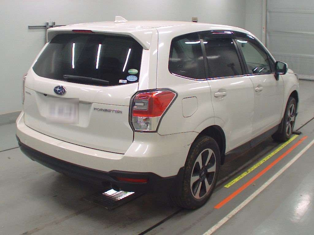 2017 Subaru Forester SJ5[1]