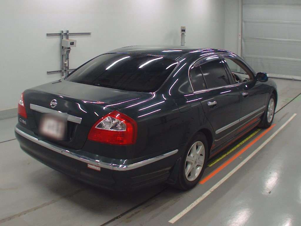 2002 Nissan Cima HF50[1]