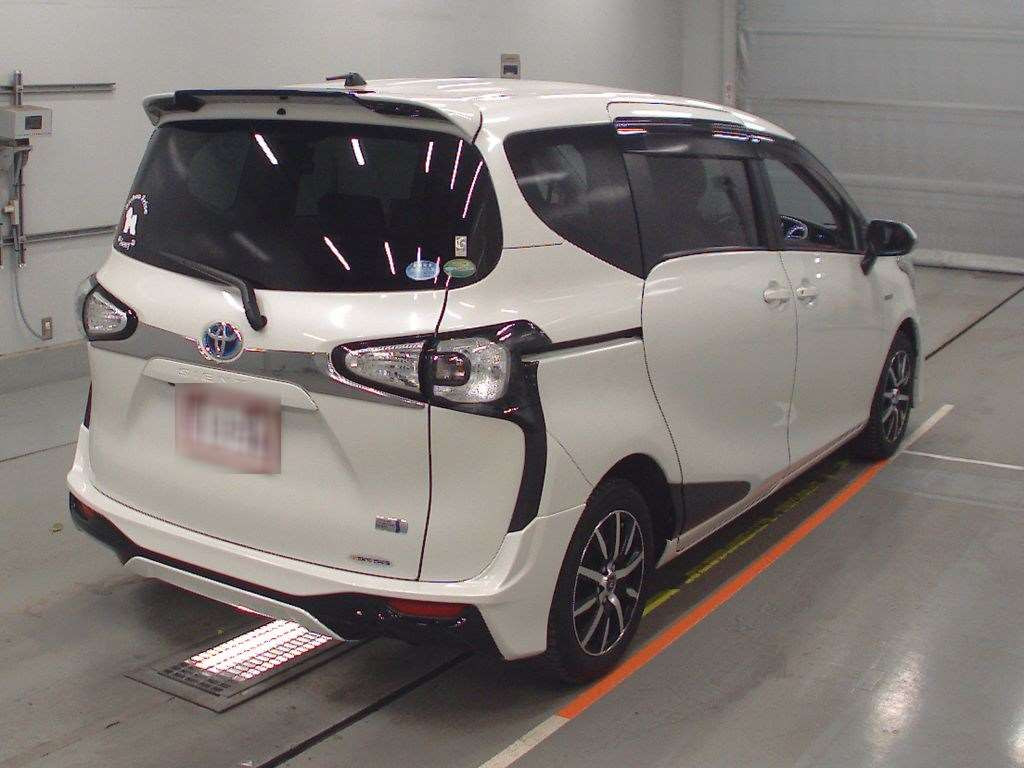 2016 Toyota Sienta NHP170G[1]