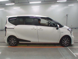 2016 Toyota Sienta