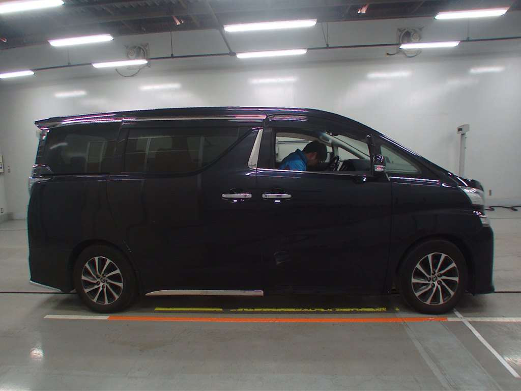 2016 Toyota Vellfire AGH30W[2]