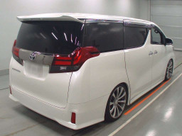 2016 Toyota Alphard