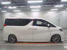 2016 Toyota Alphard