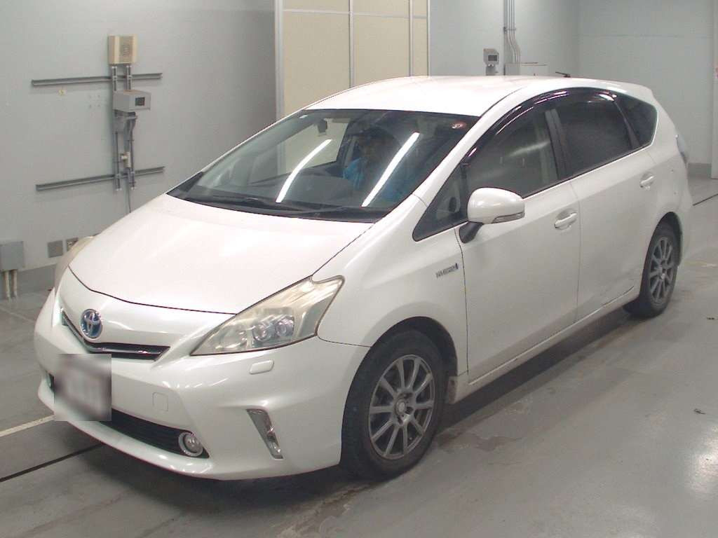 2012 Toyota Prius alpha ZVW41W[0]