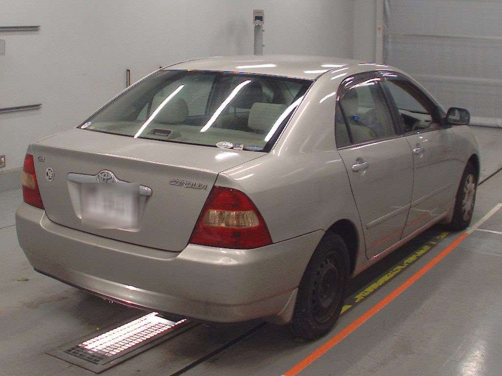 2002 Toyota Corolla Sedan NZE121[1]