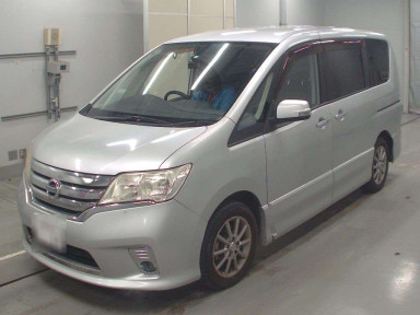 2011 Nissan Serena