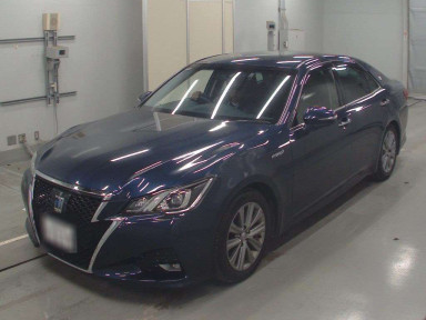 2016 Toyota Crown Hybrid