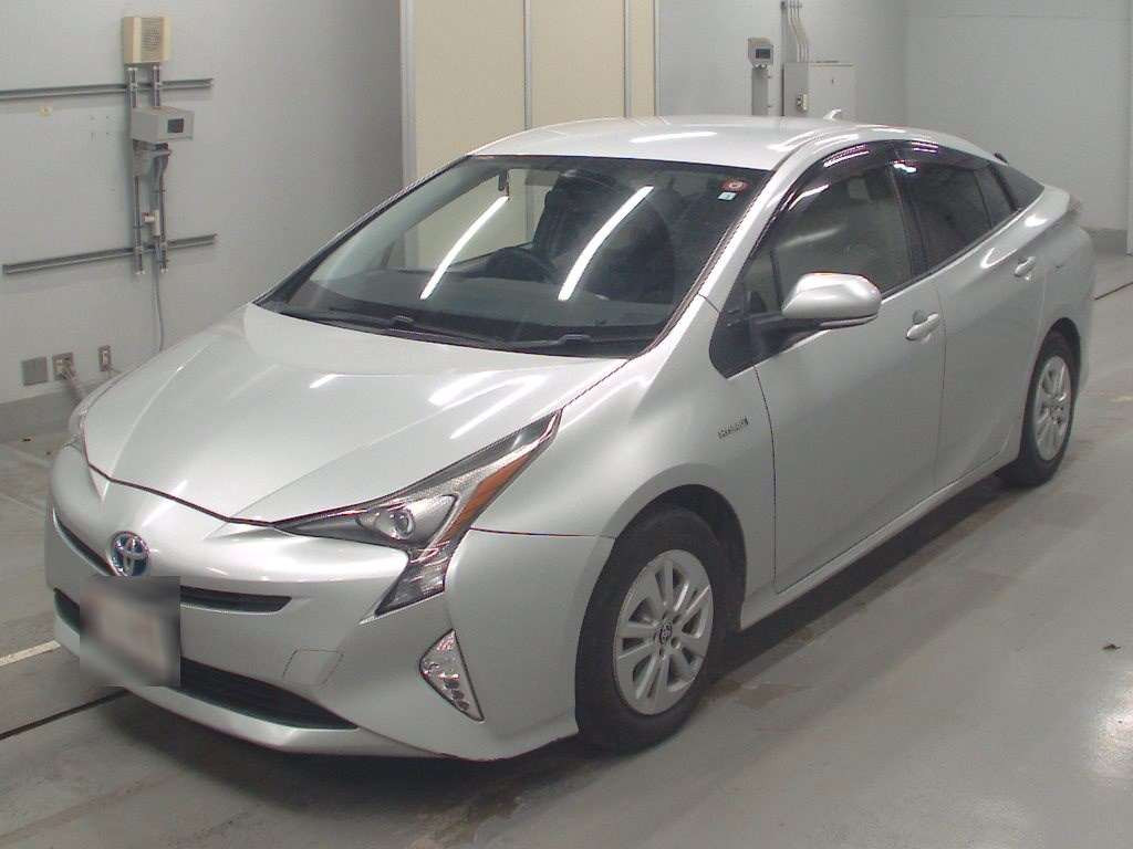 2016 Toyota Prius ZVW55[0]