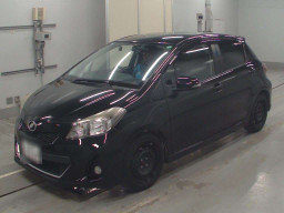 2011 Toyota Vitz