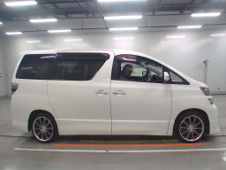 2012 Toyota Vellfire