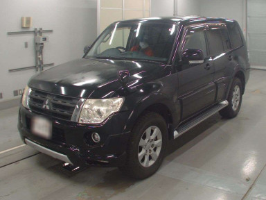 2012 Mitsubishi Pajero